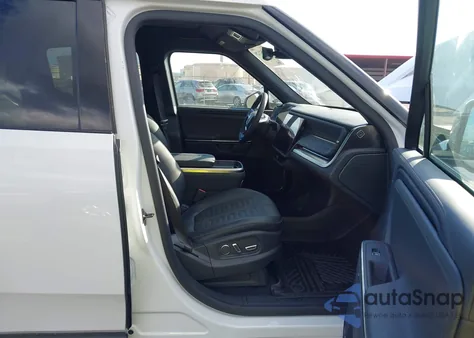 2025 Rivian R1T Adventure Dual Motor Large Pack/Adventure Dual Motor Max Pack из США, поврежденный, VIN 7FCTGBAA3SN039368